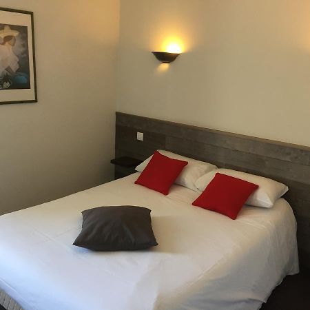 Hotel Tgv Кемпер Екстер'єр фото
