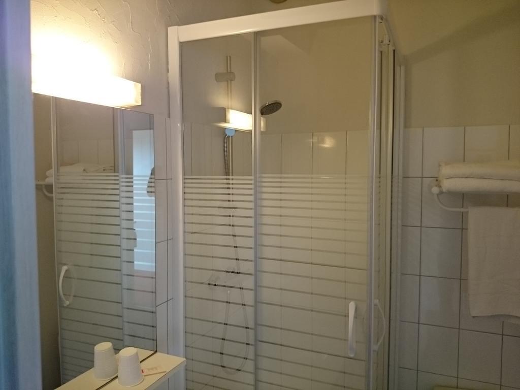 Hotel Tgv Кемпер Екстер'єр фото